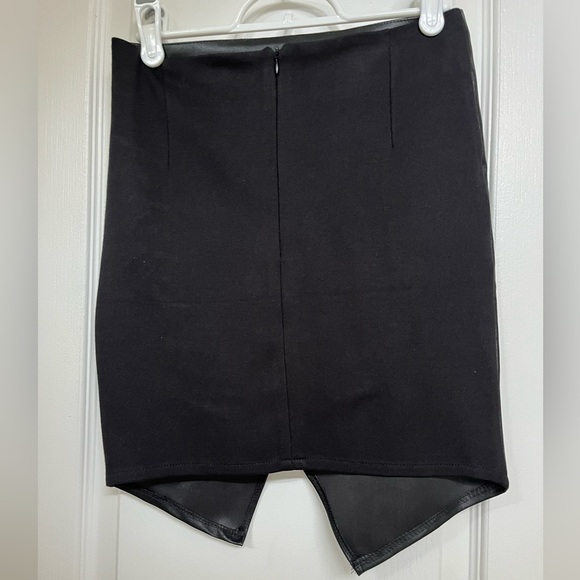 Revamped faux leather front mini skirt, faux criss cross detail design in front - Picture 5 of 6